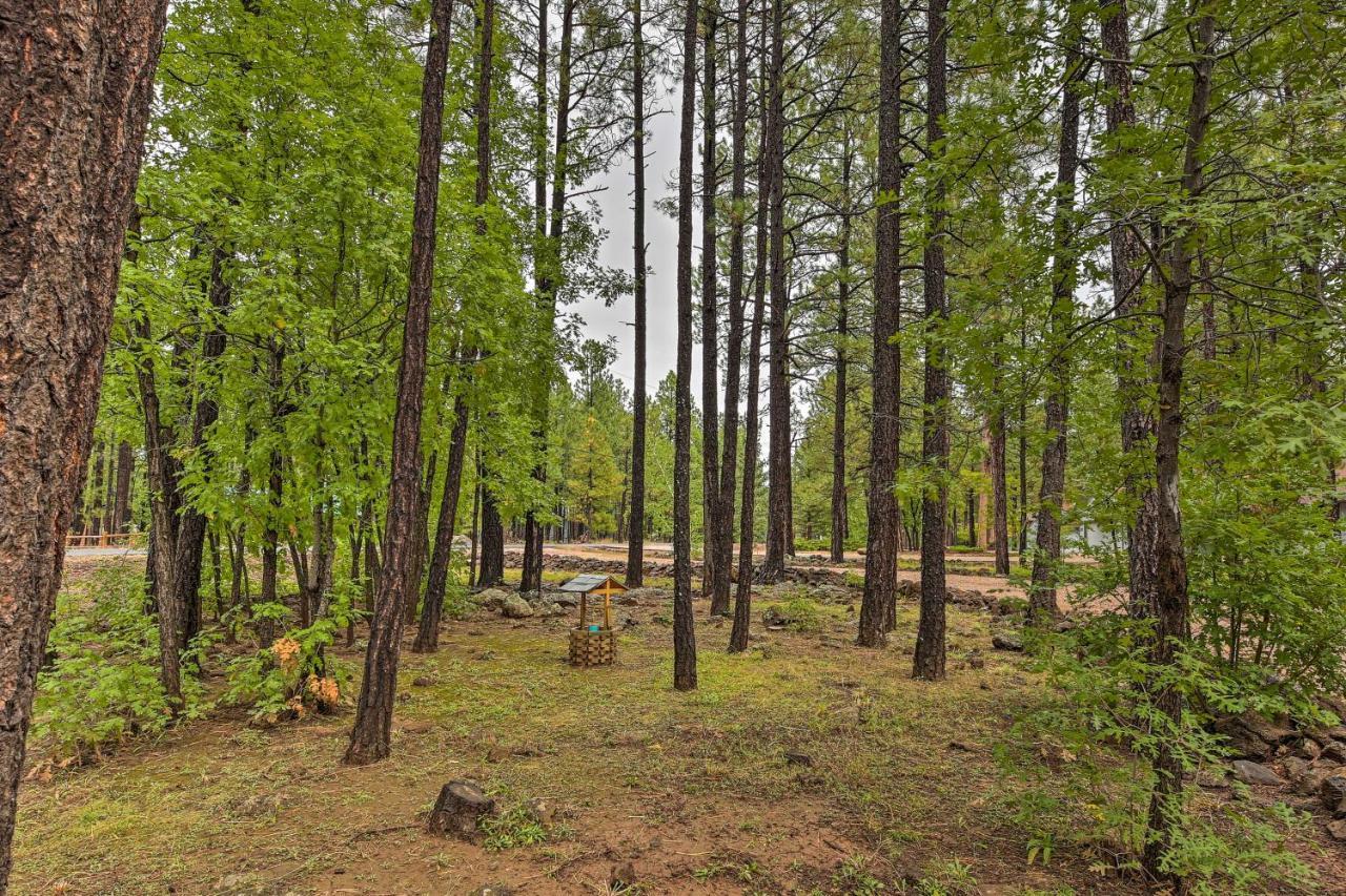 Lush Pinetop Retreat With Large Deck And Wooded Yard! Eksteriør billede