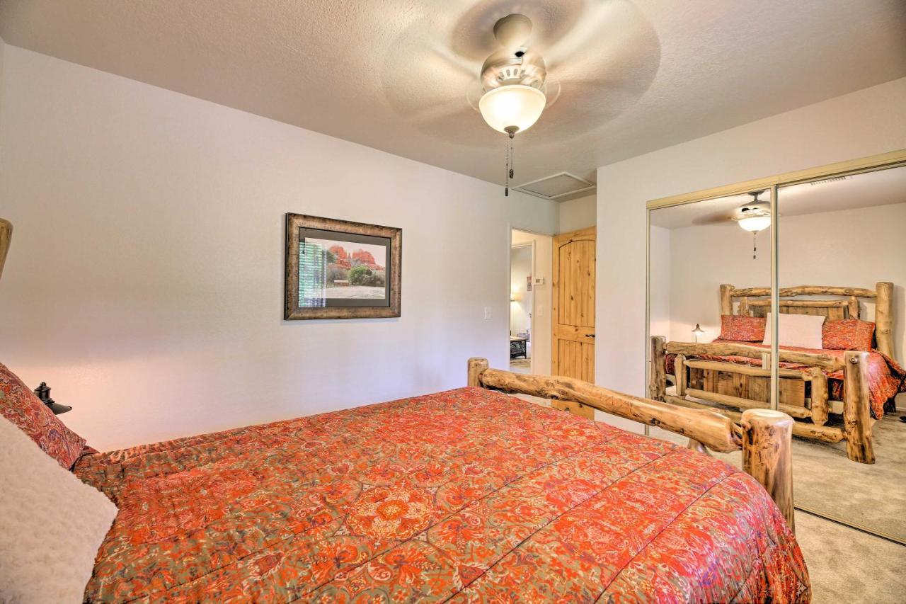 Lush Pinetop Retreat With Large Deck And Wooded Yard! Eksteriør billede
